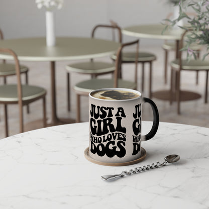 Magische Tasse "Just a Girl who loves Dogs" Volumen: 0.33 Liter| Pawzlove