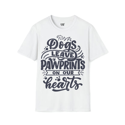 Softstyle T-Shirt "Pawprints"