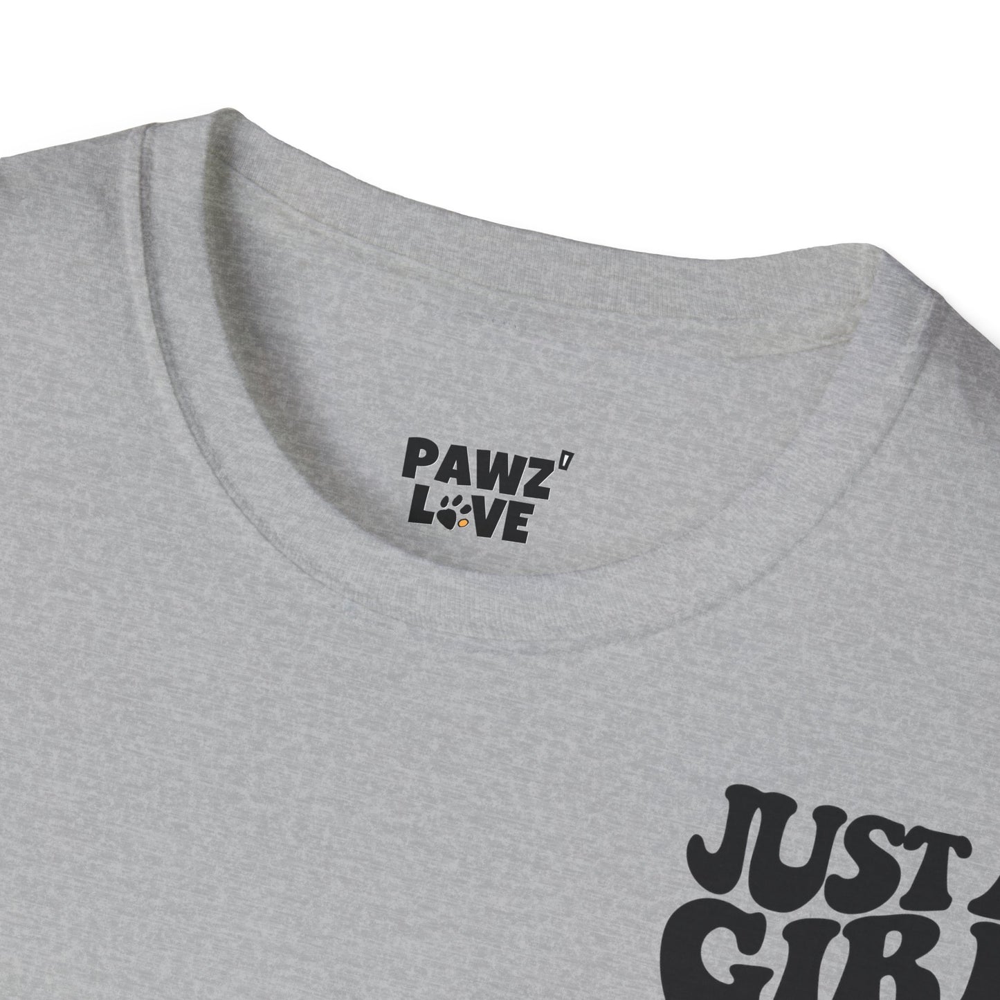 Backprint Softstyle T-Shirt "Just a Girl who loves Dogs"