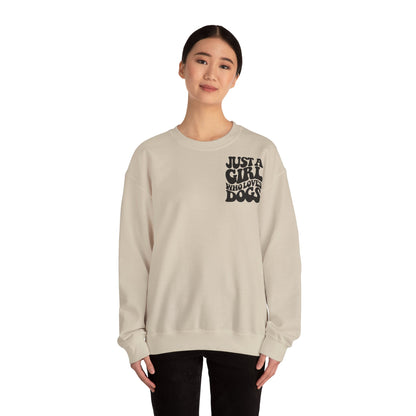 Backprint Heavy Blend™ Crewneck Sweatshirt "Just a Girl who loves Dogs"